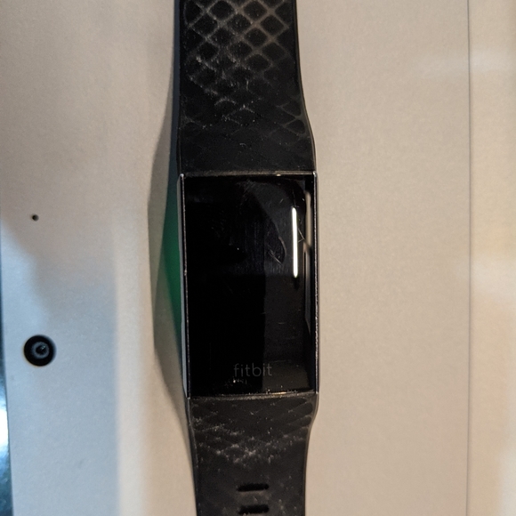 Fitbit charge 3 - Picture 3 of 8